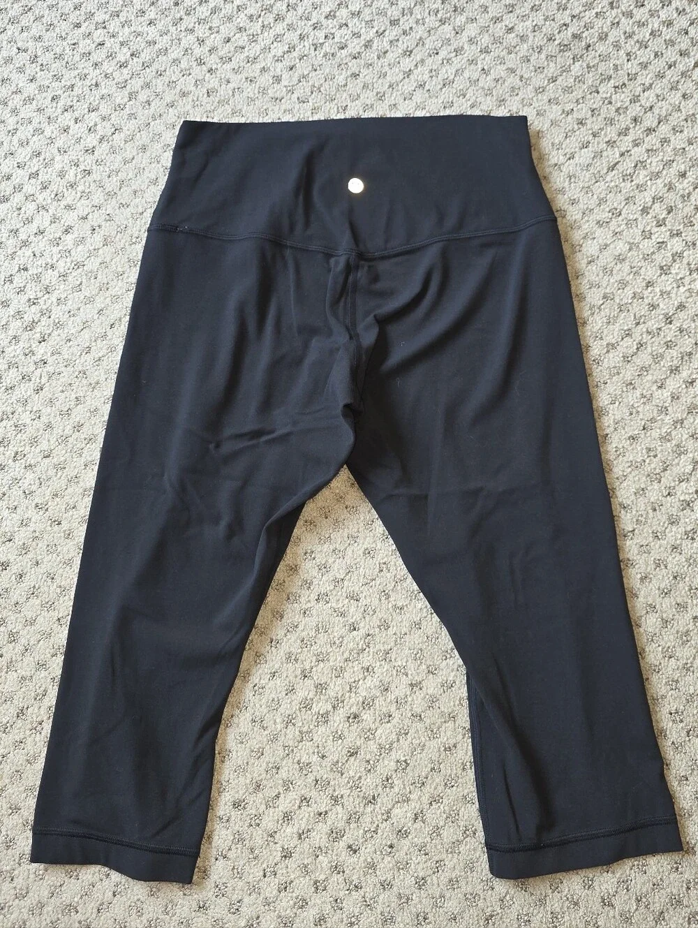 lululemon athletica Align Black Capri Leggings